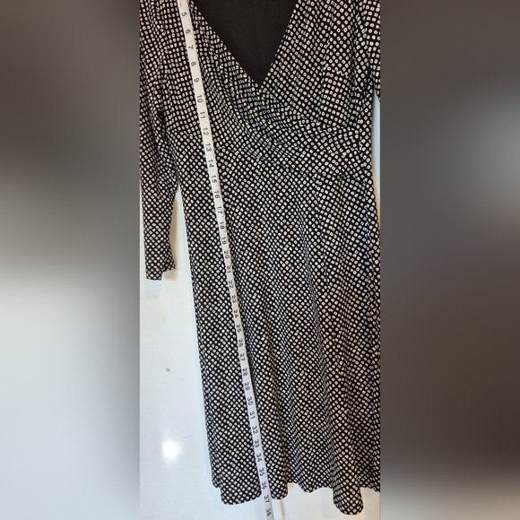 Chaps Monochrome Patterned Dress - Picture 5 of 8